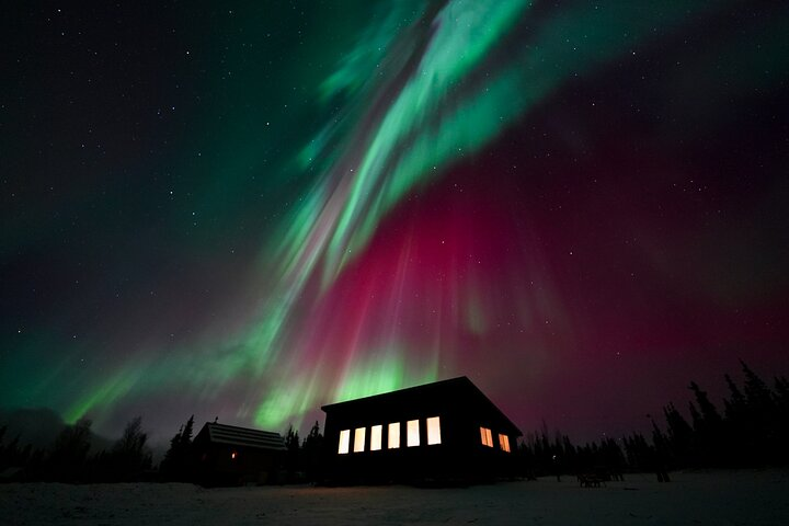 Mountaintop 360° Best Alaskan Cabin with Photography @Aurora Camp - Photo 1 of 25